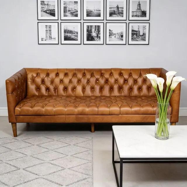 Canapé Chesterfield Chiswick 3 places en cuir cognac clair