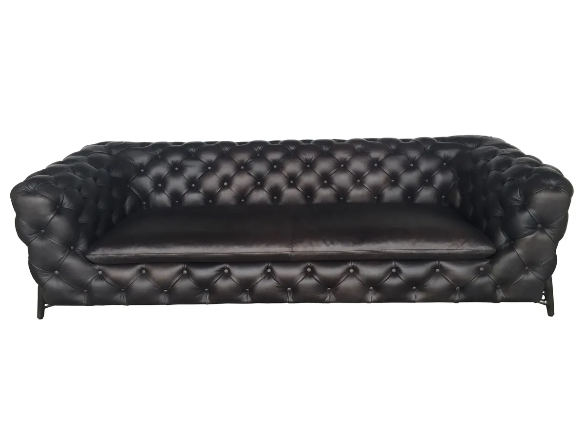 Canapé Chesterfield Fitzrovia 3 places en cuir noir, vue 3 sur 4