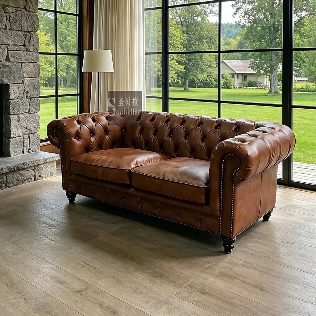 Canapé Chesterfield Mayfair en cuir marron vieilli, vue 8 sur 10