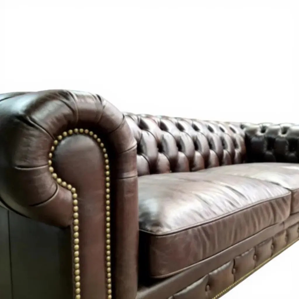 Canapé Chesterfield Pimlico 3 places en cuir chocolat, vue 10 sur 10