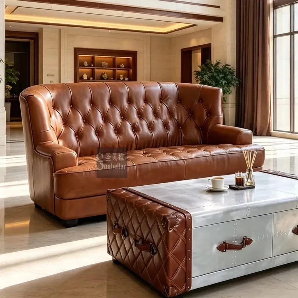 Canapé Chesterfield Richmond 3 places en cuir cognac, vue 3 sur 8