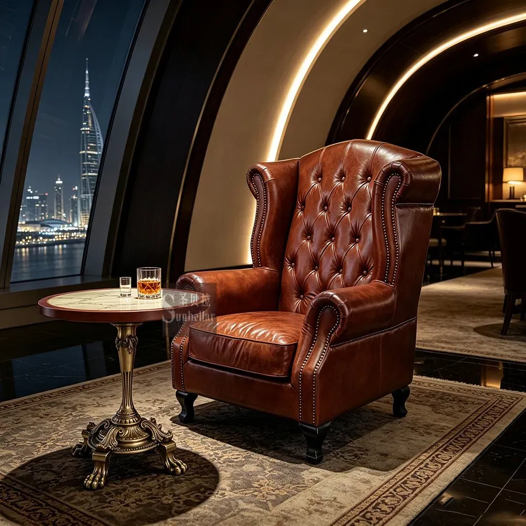 Fauteuil à oreilles Chesterfield Putney en cuir marron vieilli, vue 4 sur 10