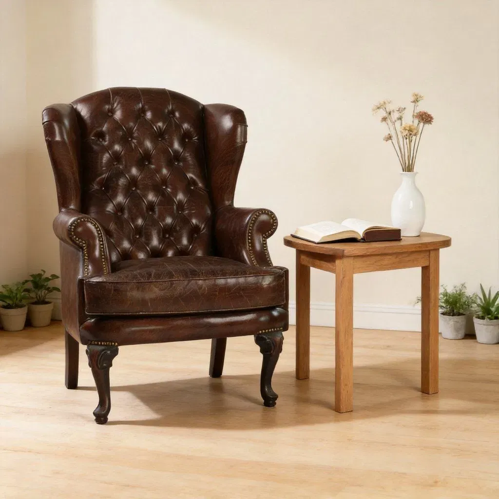 Fauteuil à oreilles Chesterfield Vauxhall en cuir brun foncé, vue 3 sur 10